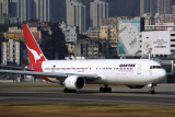 QANTAS BOEING 767 300 HKG RF 1095 13.jpg