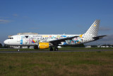 VUELING AIRBUS A320 CDG RF IMG_8078.jpg