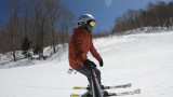 gavin_skis.jpg