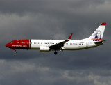 B737-800 SE-RXD