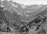 Gavarnie, travaux des champs en t : les faneurs.