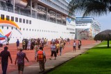 Dockside, Norwegian Sun & Pearl