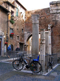 Portico d'Ottavia .. 8600