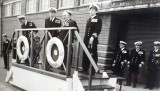 NO DATE - RAMON RIGG, VISIT OF MAYOR OF IPSWICH, BENBOW D.O. ALONGSIDE..jpg