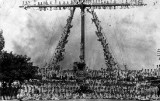 1918 - ARMISTICE DAY, BOYS UNDER THE MAST.jpg