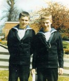 1970 - ROBERT MUNDAY, 19 RECR., HAWKE, 3 MESS, I AM STARBOARD, ALAN MURRAY TO PORT.jpg