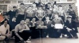 1970, APRIL - IAN TIBBETTS, RODNEY, 43 MESS, CUTTER PULLING CREW.jpg