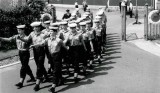1970, 18TH MAY - ANDY FERN, 18 RECR., MARCHING OUT OF THE ANNEXE, 02..jpg
