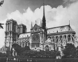 Notre Dame; picture from the book Les nouvelles métamorphoses de Paris by Yvan Christ. 