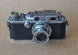 Canon IV SB2 (1954): a Japanese copy of the Leicas 39mm screw mount (as the IIIf) : well sold camera; here with a Leica lens.