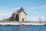 Pilot Island lighthouse