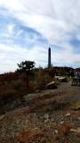 High point Monument seen from the upper parking area.