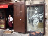 Banksy mural, Piazza Gerolomini - Via dei Tribunali - 3436