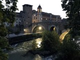 Ponte Fabricio, Tiber River, Rome - 2929