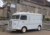 333. Citroen van