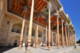 Bolo Hauz Mosque