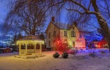 Holiday Heritage House Museum At Dawn 90D10840-4