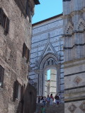 Steps leading up to the Piazza del Duomo