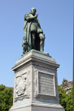 Statue of Willem den Eerste
