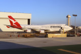 Qantas B747-400 (VH-OEJ) at LAX