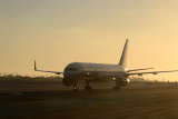 United B757 taxiing at LAX in the late afternoon