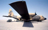 Omani C130 at Thumrait 1983.JPG