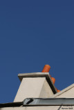 Blue sky & White chimney / Ciel bleu et chemine blanche