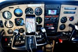 Cessna 182Q Cockpit 073a  
