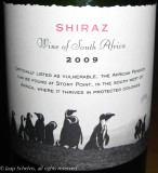 Zwartvoetpingun - African penguin - Spheniscus demersus - South African Shiraz red wine 2009