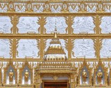 Wat Nong Bua Phra That Chedi Si Maha Pho Center Friezes (DTHU0454)