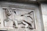 At the top of the Porta di San Giacomo is the winged lion of St Mark, the symbol of Venice