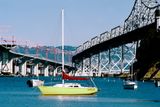 bay_bridge_construction_sailboat_2005_6_rt-1.jpg