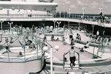 aruba_curise_ship_pool_2009_11_rt_3A.jpg