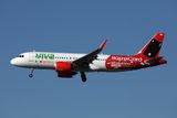 VIVA AEROBUS AIRBUS A320 NEO LAX RF 002A5608.jpg