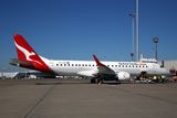 QANTAS LINK EMBRAER 190 BNE RF 5K5A0264.jpg