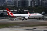 QANTAS FREIGHT AIRBUS A330 200F SYD RF 002A0418.jpg