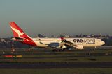 QANTAS AIRBUS A330 200 SYD RF 002A0947.jpg