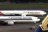 EMIRATES SINGAPORE AIRLINES BOEING 777 300ERs SIN RF 002A1770.jpg