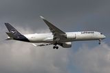 LUFTHANSA AIRBUS A350 900 SIN RF 002A1527.jpg