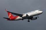 SHENZHEN AIRLINES AIRBUS A320 SIN RF 002A1566.jpg