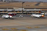 AIRLINK FASTJET EMBAERs JNB RF 002A2973.jpg