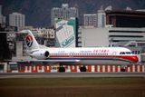 CHINA EASTERN FOKKER 100 HKG RF F.jpg