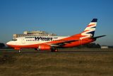 SMART WINGS BOREING 737 500 CDG RF F.jpg