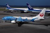 JAPAN TRANS OCEAN AIR BOEING 737 800 OKA RF 5K5A0490.jpg