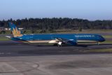 VIETNAM AIRLINES BOEING 787 10 NRT RF 002A5136.jpg
