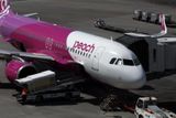 PEACH AIRBUS A320 NEO OKA RF 002A4196.jpg