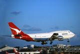 QANTAS B747 300 SYD RF F.jpg
