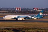 OMAN AIR BOEING 787 9 BKK RF 002A6156.jpg