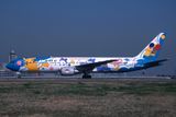ANA B767 300 JA8288 F S 4429.jpg
