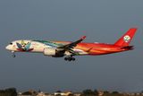 SICHUAN AIRLINES AIRBUS A350 900 FCO RF 002A7520.jpg